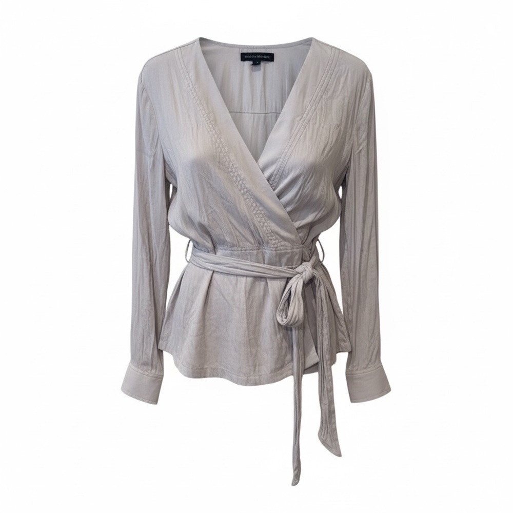 Banana Republic NWT beige wrap top, XS